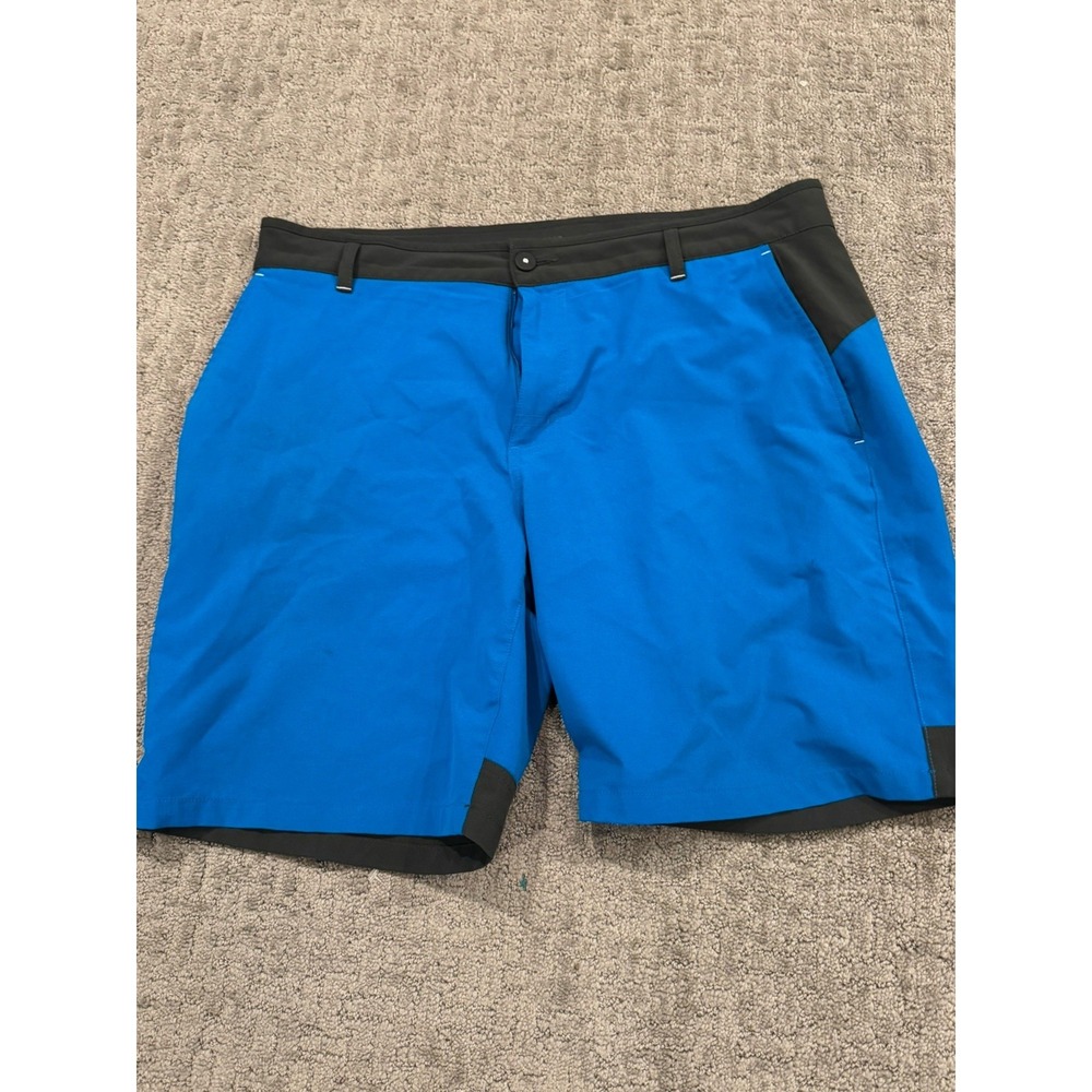 Mountain Hardwear Climbing Hiking Shorts (Men's 36) Blue - 9" (C1)